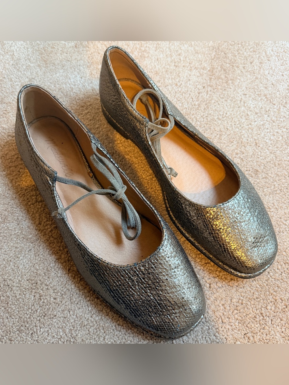 Madewell Normani Metallic Bronze Textured Leather Ballet Flats with Ties size 8.
